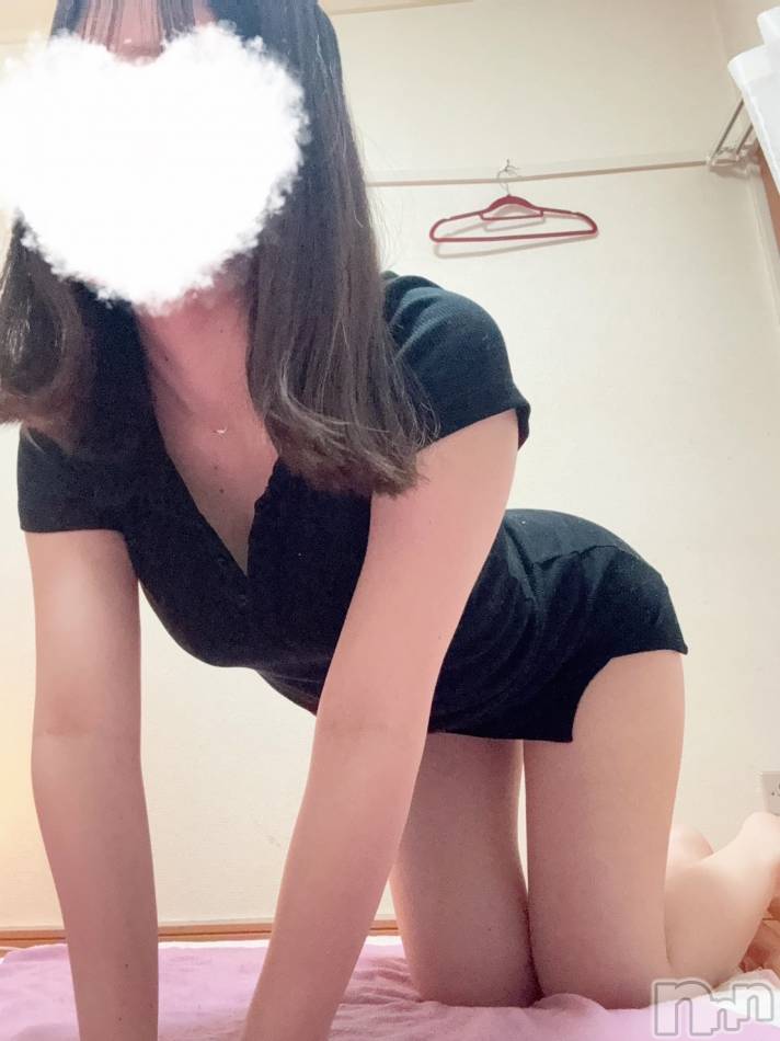 新潟メンズエステ(ハナハナ)の2025年4月29日お店速報「花花 経験豊富なよもぎさんの紹介です♥♥」