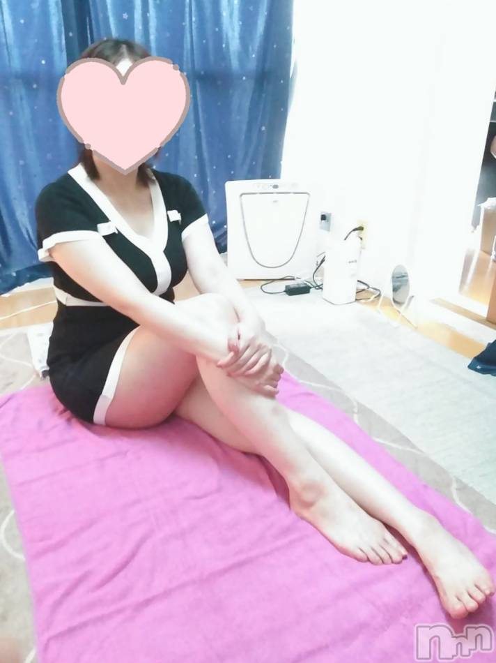 新潟メンズエステ(ハナハナ)の2025年5月1日お店速報「花花 大人の愛嬌あり！あじさいさん割引ありますよ✨」