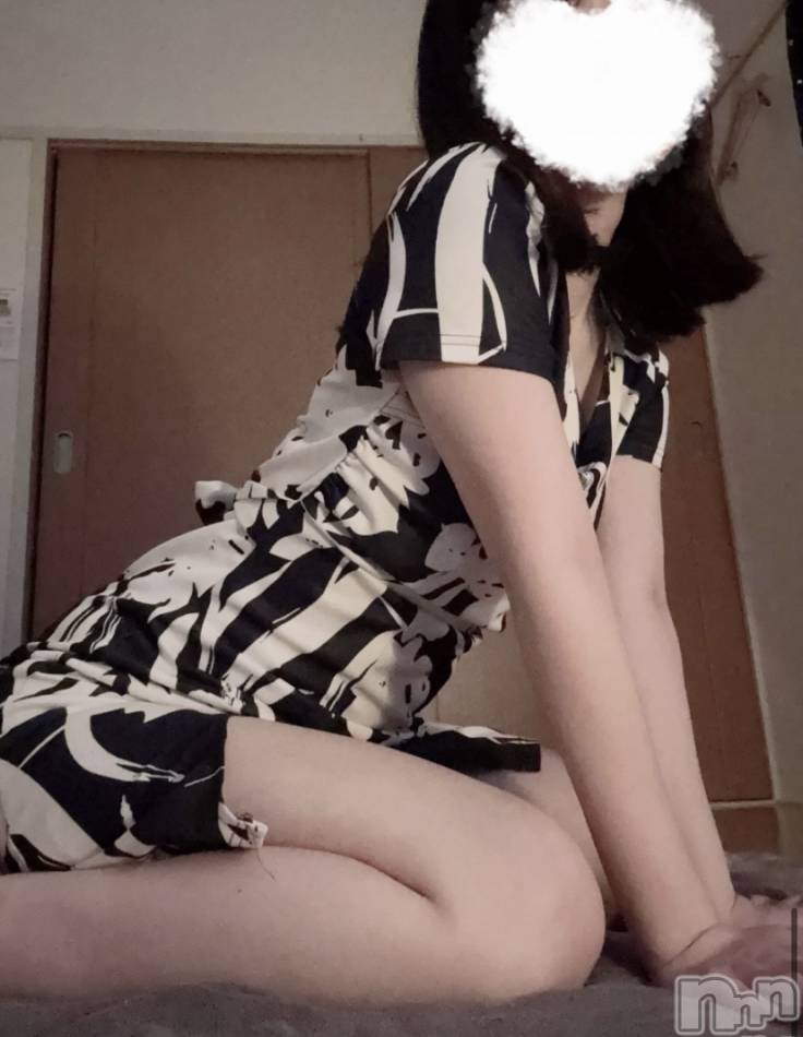 新潟メンズエステ(ハナハナ)の2025年6月4日お店速報「花花 お天気割りみもざ、よもぎ割引ありでご案内可能です♡♡」