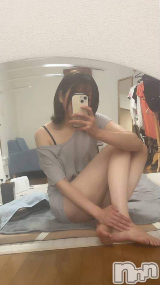 新潟メンズエステ(ハナハナ)の2025年7月26日お店速報「花花みもざ・しおんさん色白美人で熟女パワー熱中割引にて癒し攻め・・」