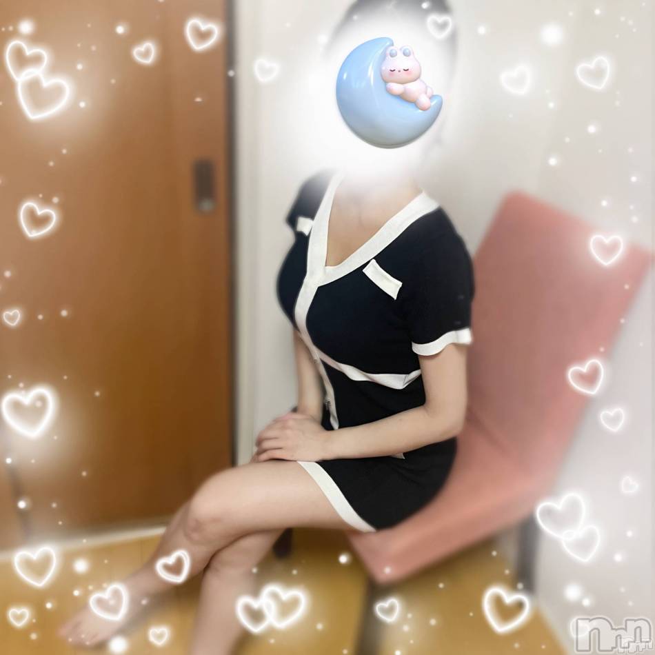 新潟メンズエステ(ハナハナ)の2025年11月10日お店速報「花花雨割にてお得にご案内」