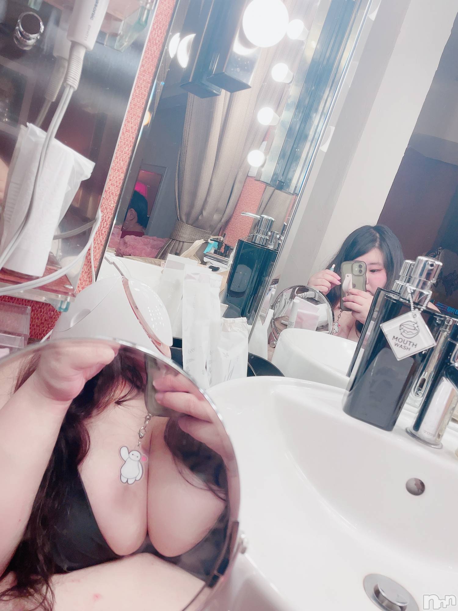 上越デリヘル上越最安値！奥様Deli急便(ジョウエツサイヤスネ！オクサマデリキュウビン)ミケポアイドル　あいは(28)の2025年12月21日写メブログ「し。」