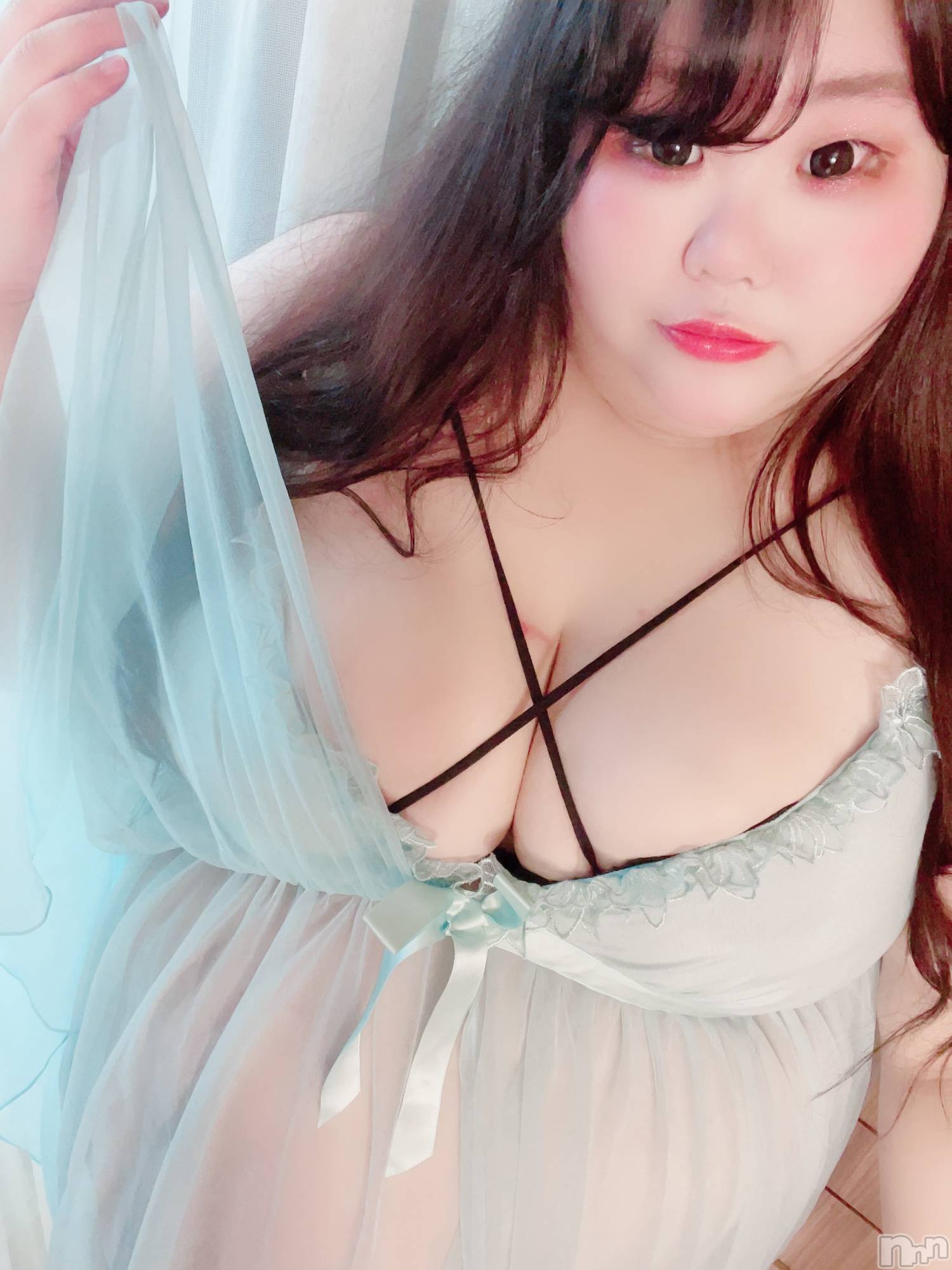 上越デリヘル上越最安値！奥様Deli急便(ジョウエツサイヤスネ！オクサマデリキュウビン)ミケポアイドル　あいは(28)の2026年1月1日写メブログ「しゅ。」