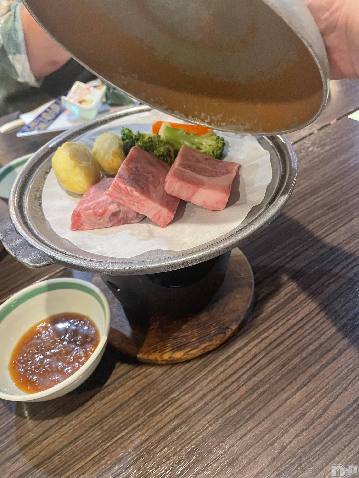 上越デリヘル上越最安値！奥様Deli急便(ジョウエツサイヤスネ！オクサマデリキュウビン)ミケポアイドル　あいは(28)の2026年10月14日写メブログ「たのしかったー！」