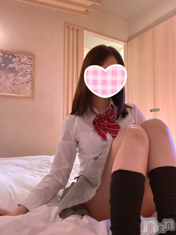 新潟手コキsleepy girl(スリーピーガール) ひかるちゃん(21)の2022年6月23日写メブログ「お疲れ様です💗」