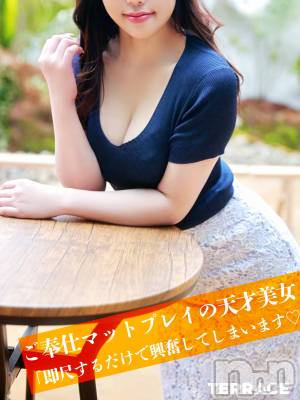 あやな◆極上エロボディ美女(25) 身長160cm、スリーサイズB89(G以上).W58.H88。長岡デリヘル TERRACE(テラス)在籍。