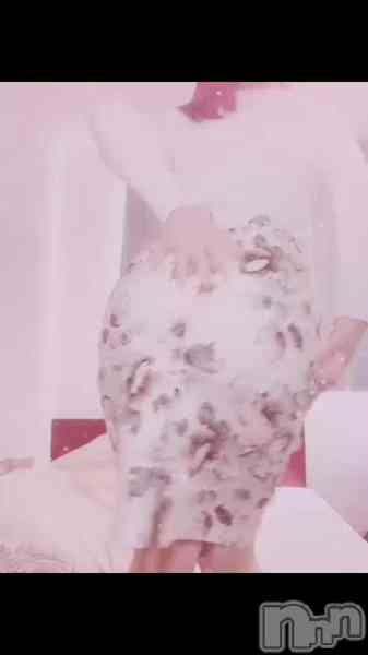 えなこの動画 暑くて早くぬぎたい。。。