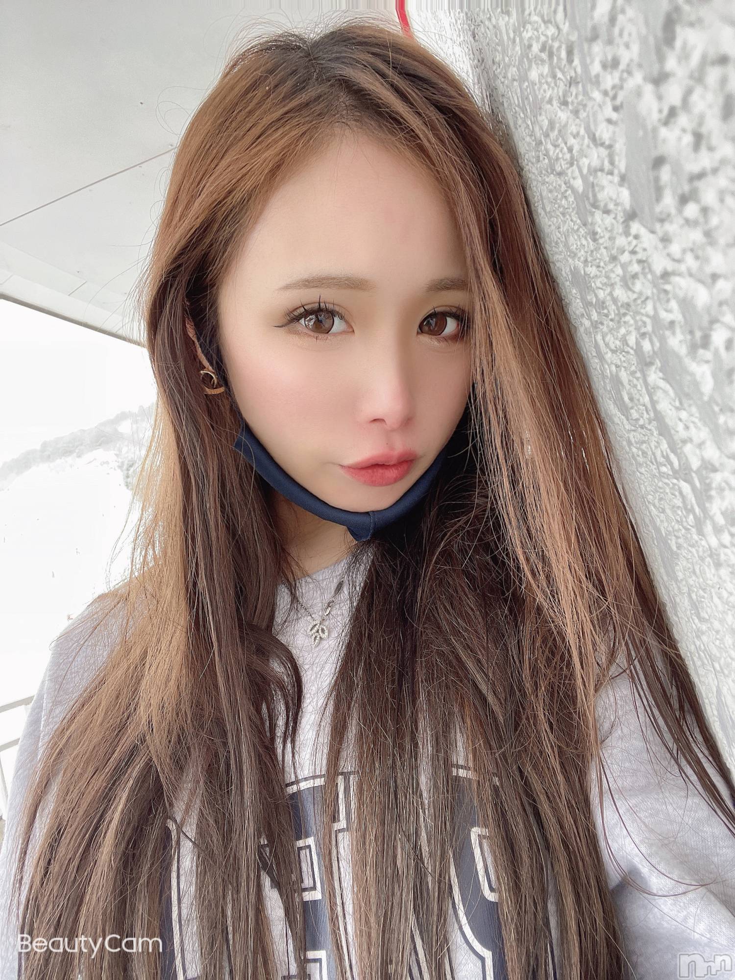 ȯĥХ顦La.DOUBLE(֥) 2022ǯ222̥֥ڤȿʹ֤ϡ