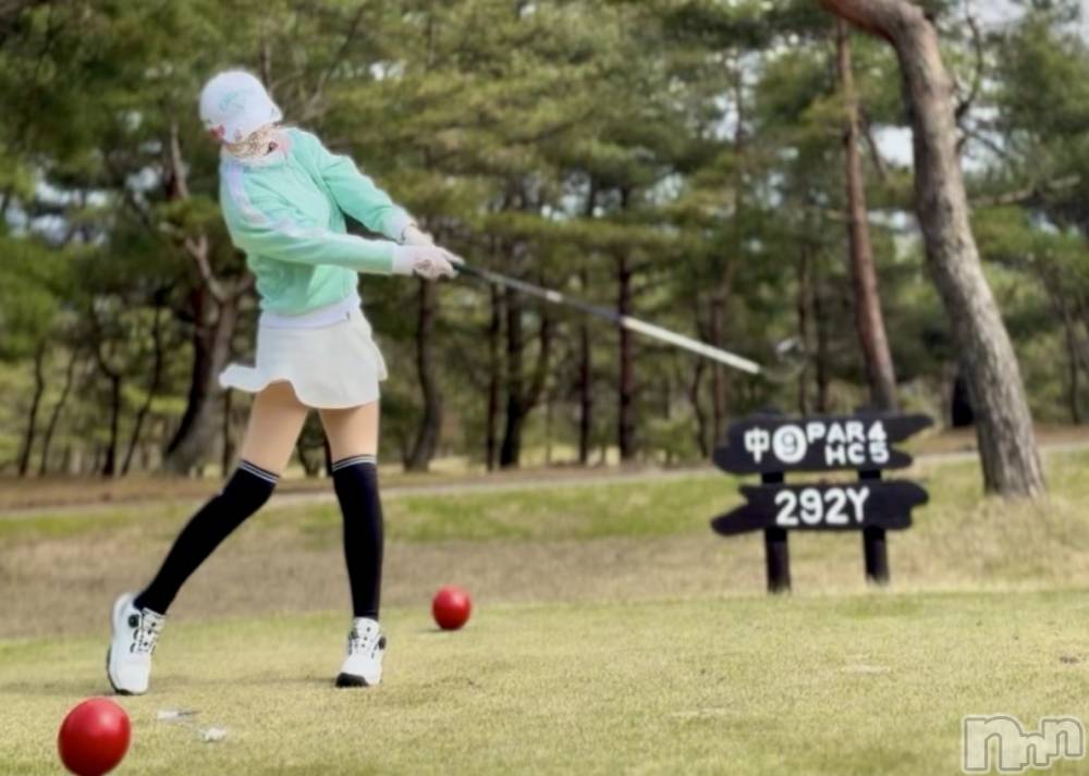 �����������Х��顦�����GRAND ROUGE(�����롼����) �ޤ椿���4��22���̥�֥����ֽ�1�ޥ���⛳️🏌️‍��️��