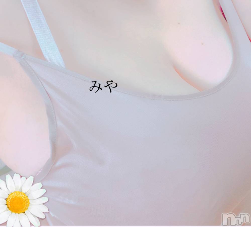 長岡デリヘル人妻楼　長岡店(ヒトヅマロウ　ナガオカテン) みや(30)の3月19日写メブログ「横から…」