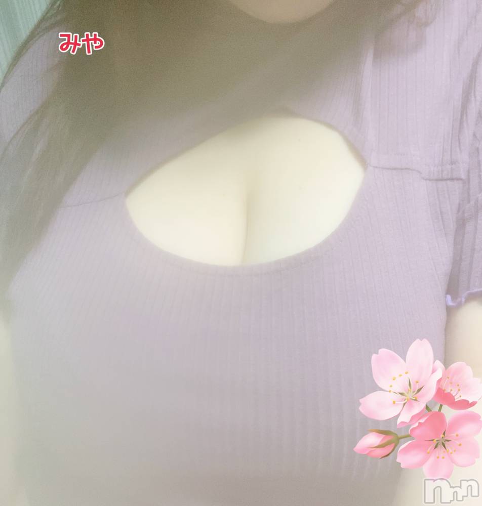 長岡デリヘル人妻楼　長岡店(ヒトヅマロウ　ナガオカテン) みや(30)の8月23日写メブログ「ラスト1枠」