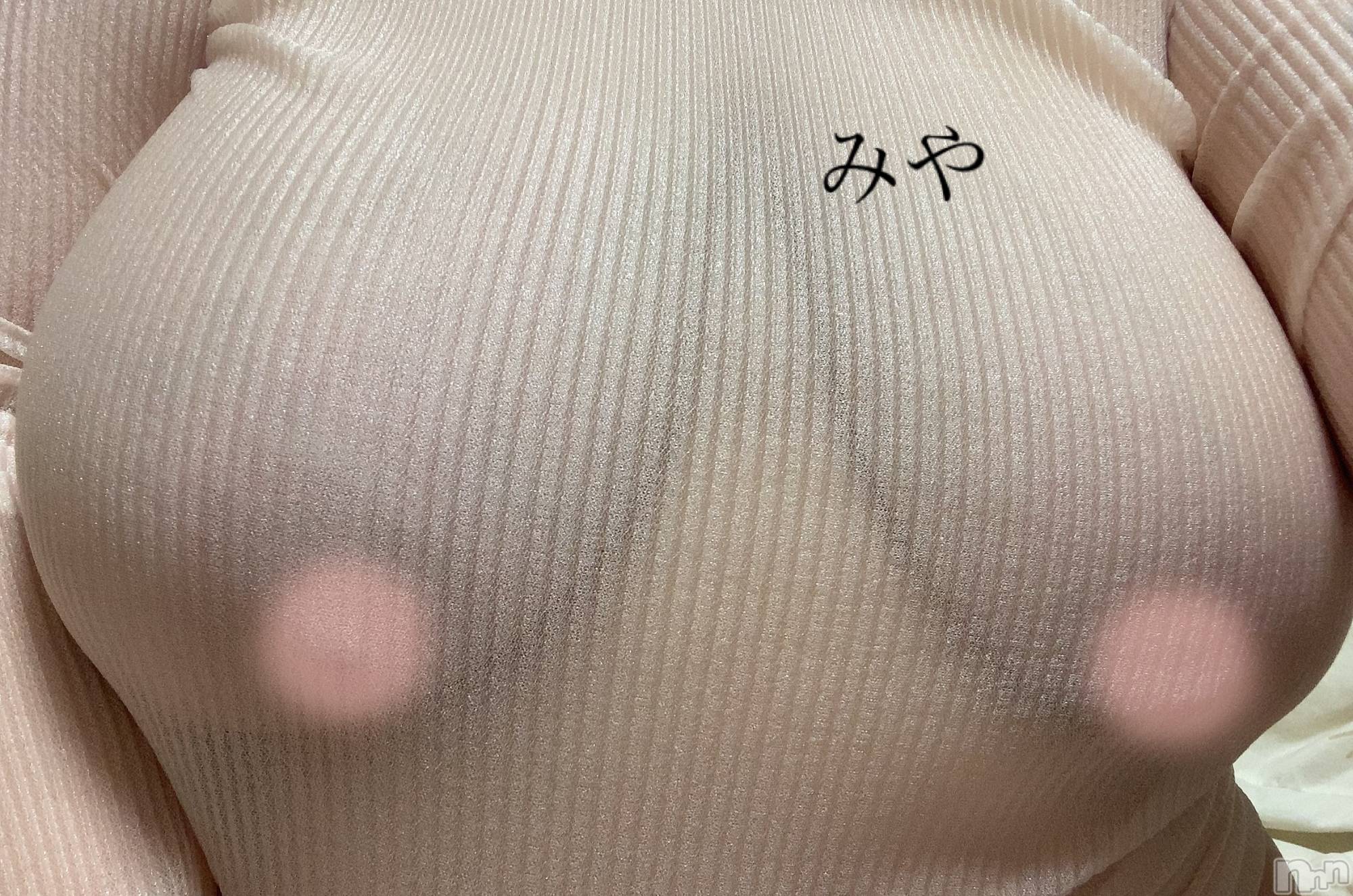 長岡デリヘル人妻楼　長岡店(ヒトヅマロウ　ナガオカテン)みや(30)の2020年11月16日写メブログ「ぴんっ」