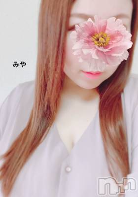 長岡デリヘル 人妻楼　長岡店(ヒトヅマロウ　ナガオカテン) みや(30)の5月4日写メブログ「外で」