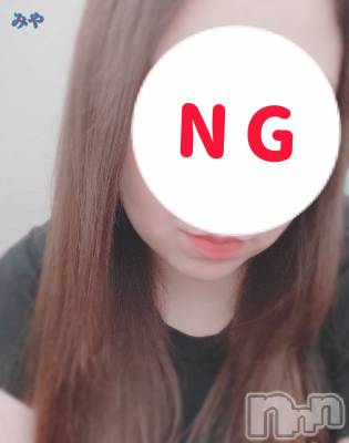 長岡デリヘル 人妻楼　長岡店(ヒトヅマロウ　ナガオカテン) みや(30)の10月30日写メブログ「硬いの見ると……」