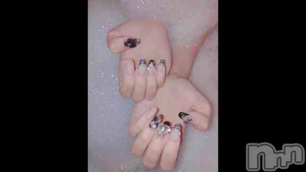 ��^> ·̫ <^�����🫧��