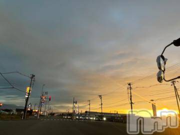 長岡デリヘル長岡風俗出張アロママッサージ(ナガオカフウゾクシュッチョウアロママッサージ) ゆずき【リクエスト可】(37)の9月9日写メブログ「幻想的な夕暮れでした＾＾」