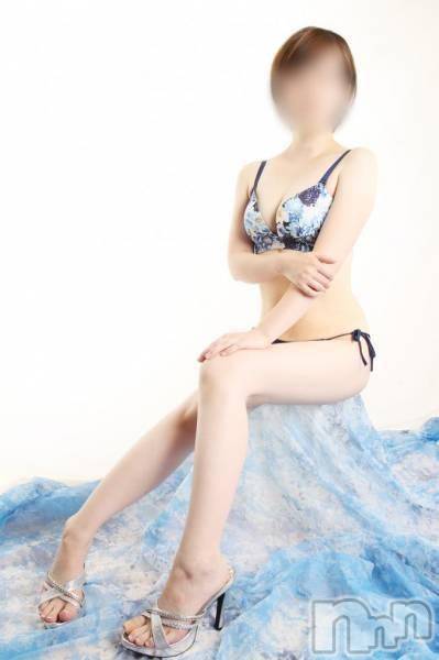 三条デリヘル(レディー)の2018年11月26日お店速報「綺麗なアノ子が早番レア出勤ッ♪」