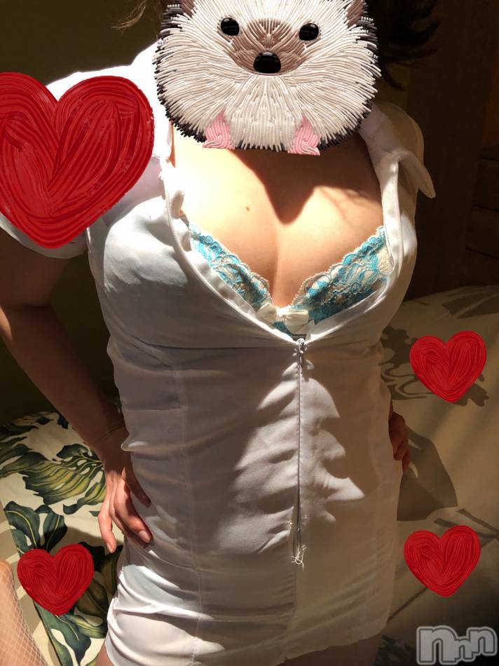 三条デリヘル(レディー)の2021年10月31日お店速報「今日でLADY卒業の女の子二人まだ枠あります」