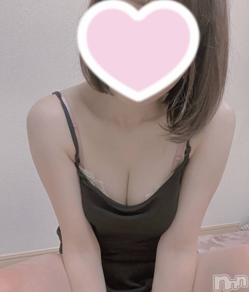 三条デリヘル(レディー)の2022年10月13日お店速報「超絶人気の雰囲気やわらか”えみかちゃん”出勤☆」