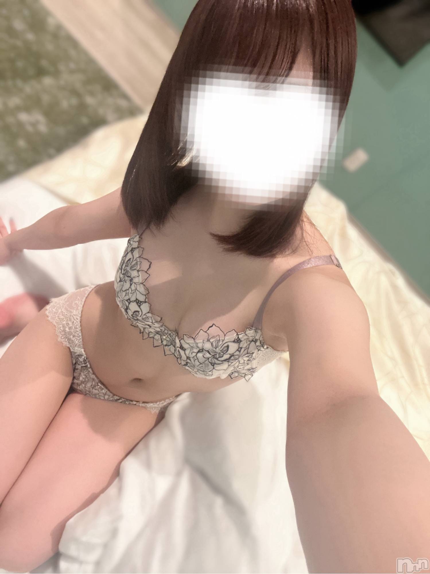 新潟手コキsleepy girl(スリーピーガール)しおりちゃん(23)の2024年11月25日写メブログ「お値段そのまま30分延長⬅️お得すぎ」