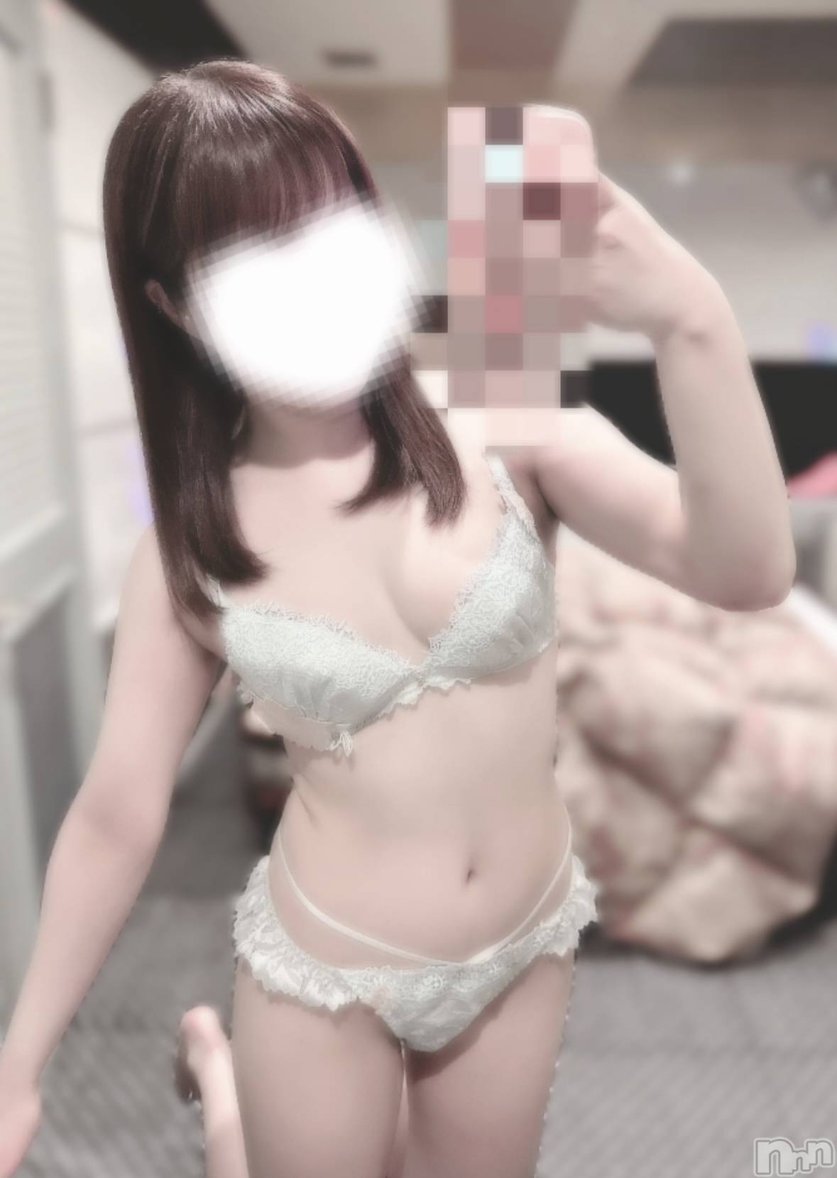 新潟手コキsleepy girl(スリーピーガール)しおりちゃん(23)の2025年3月12日写メブログ「ドMさんあつまれー✋🤍」