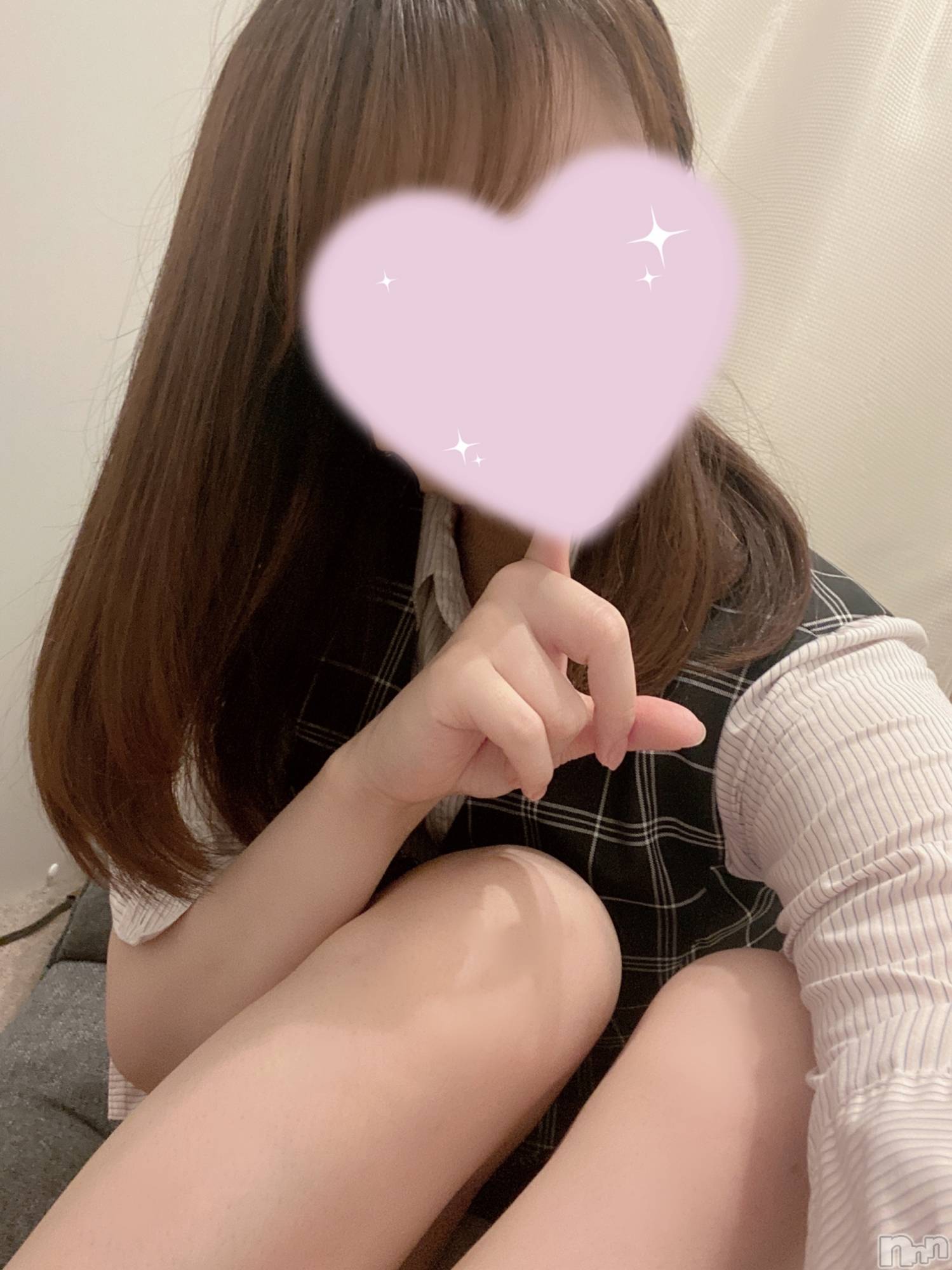 新潟手コキsleepy girl(スリーピーガール)しおりちゃん(23)の2022年9月7日写メブログ「ナイショの話」