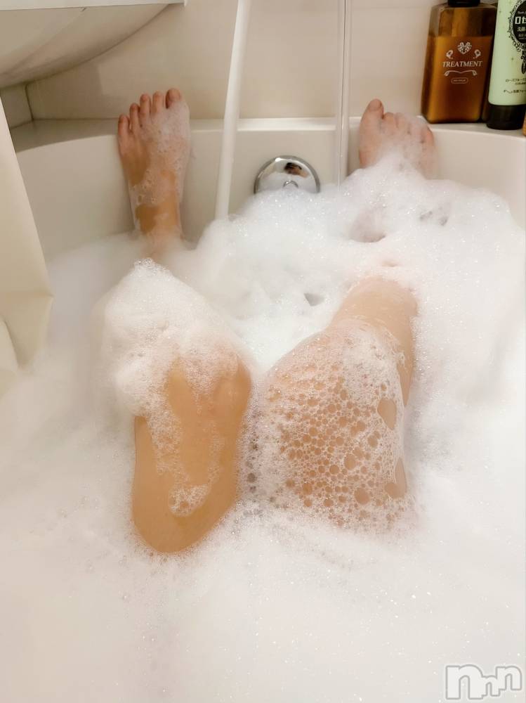 松本発デリヘル松本人妻援護会(マツモトヒトヅマエンゴカイ) せりな(30)の6月22日写メブログ「本日出勤しております(*^^*)」