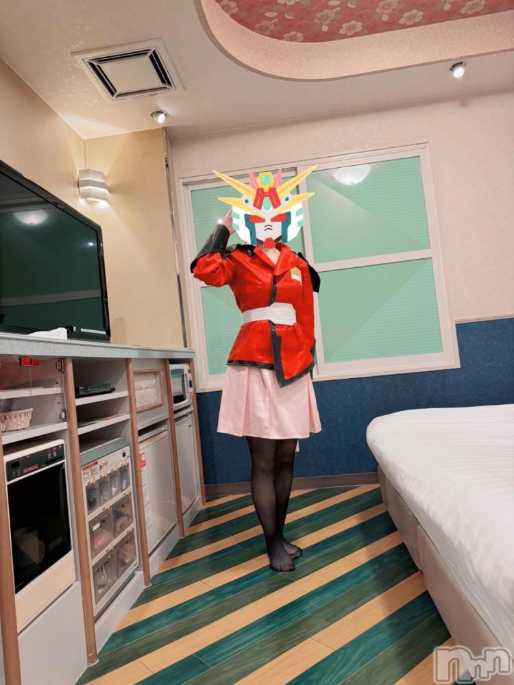 松本発人妻デリヘル松本人妻隊(マツモトヒトヅマタイ) ほむら(40)の11月28日写メブログ「【敬礼】ザ◯トの軍人さんのご挨拶！」