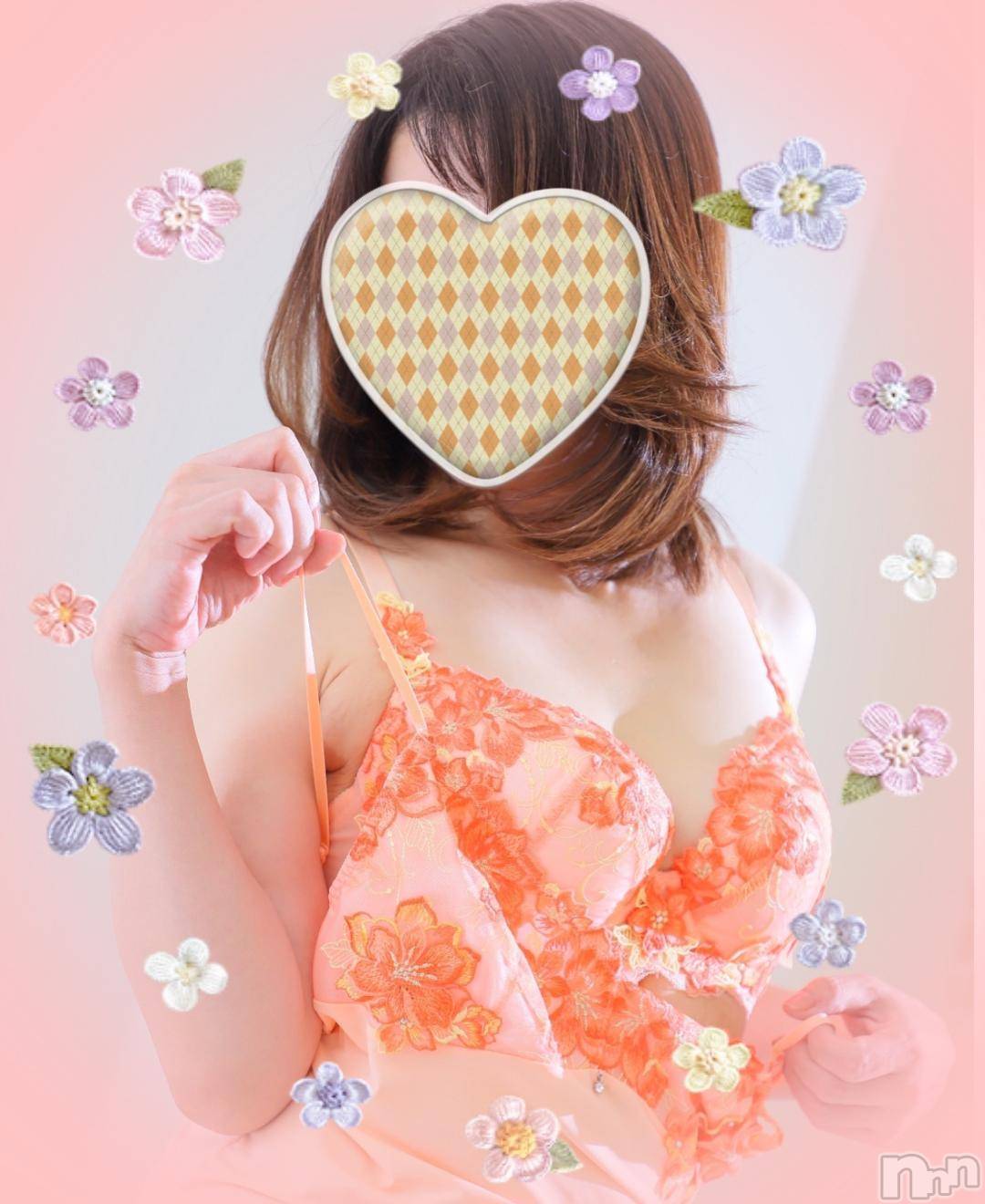 松本発人妻デリヘル松本人妻隊(マツモトヒトヅマタイ)ひでみ(43)の2024年11月27日写メブログ「12時～♡」
