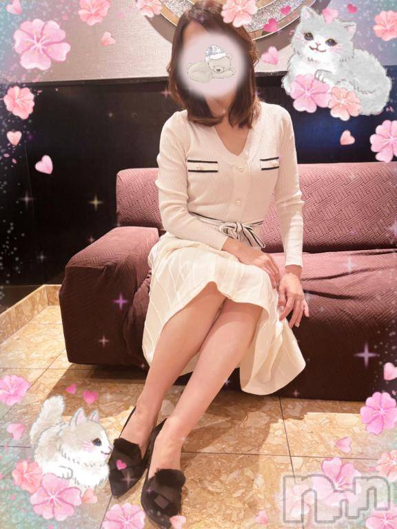 松本発人妻デリヘル松本人妻隊(マツモトヒトヅマタイ)ひでみ(43)の2025年2月22日写メブログ「三連休♡」