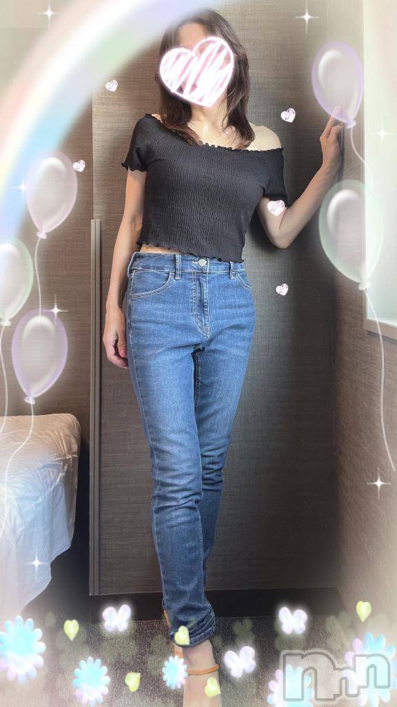松本発人妻デリヘル松本人妻隊(マツモトヒトヅマタイ)ひでみ(43)の2025年5月13日写メブログ「おはようございます♡」