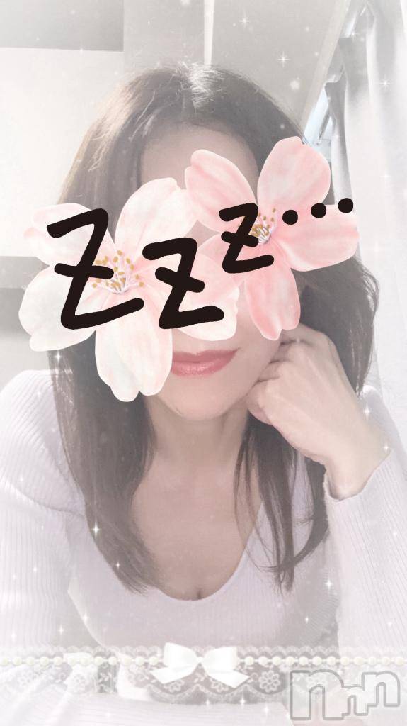 松本発人妻デリヘル松本人妻隊(マツモトヒトヅマタイ)ひでみ(43)の2025年7月9日写メブログ「おやすみなさい♡」