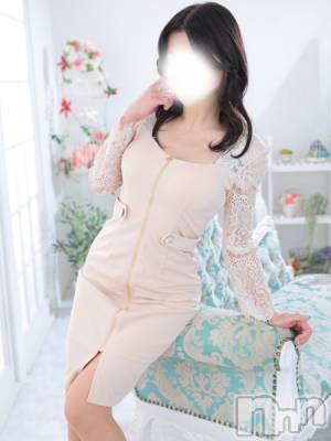 ひでみ(43) 身長155cm、スリーサイズB87(E).W59.H88。松本発人妻デリヘル 松本人妻隊(マツモトヒトヅマタイ)在籍。
