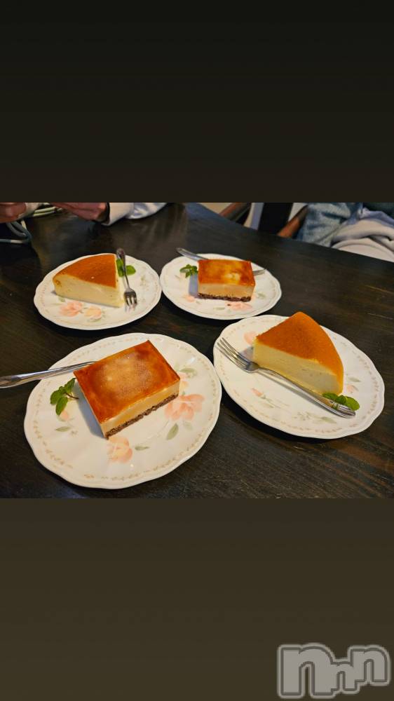 上越デリヘルClub Crystal(クラブ　クリスタル) のあ(23)の12月13日写メブログ「本日出勤です♥️」