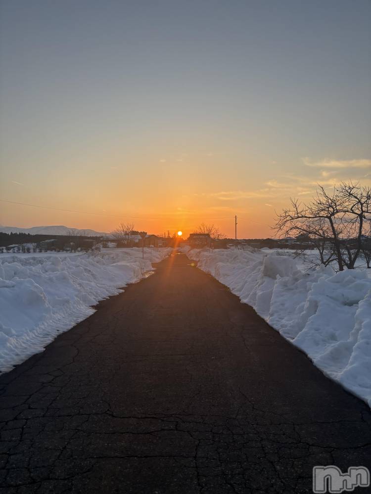 上越デリヘルClub Crystal(クラブ　クリスタル) のあ(23)の2月16日写メブログ「明日出勤💖」