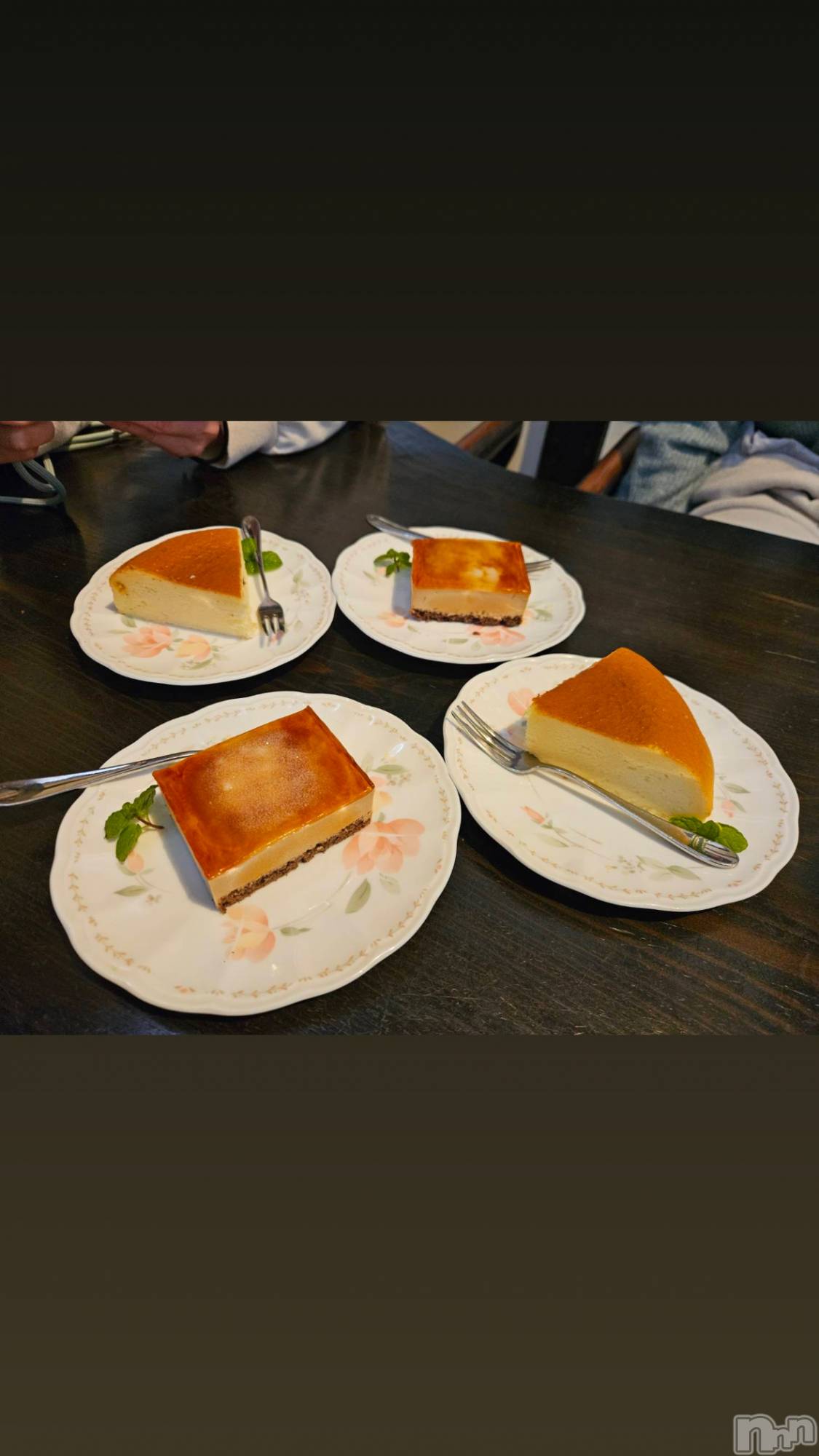 上越デリヘルClub Crystal(クラブ　クリスタル)のあ(23)の2025年12月13日写メブログ「本日出勤です♥️」