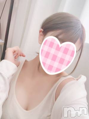 ちさとちゃん(19) 身長163cm、スリーサイズB83(C).W54.H81。新潟手コキ sleepy girl(スリーピーガール)在籍。