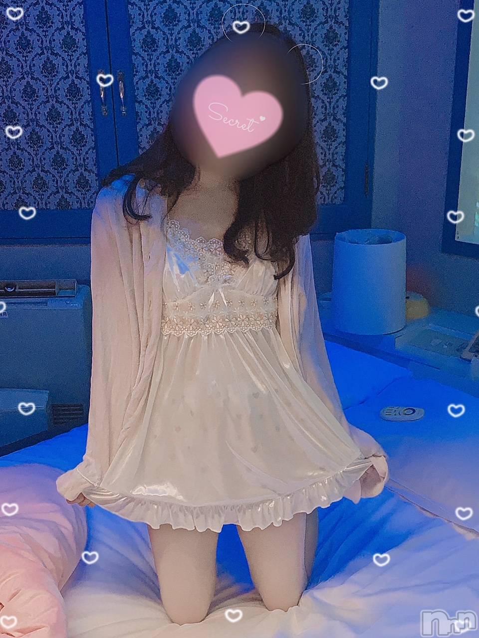 新潟手コキsleepy girl(スリーピーガール)ありすちゃん(23)の2021年10月18日写メブログ「お兄さん、意見くれ」