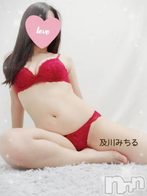 上越デリヘル らぶ妻　～新潟の人妻が集う店～(ラブツマ) 及川みちる★極上フェラ(41)の9月28日写メブログ「これが……秋……🍁」