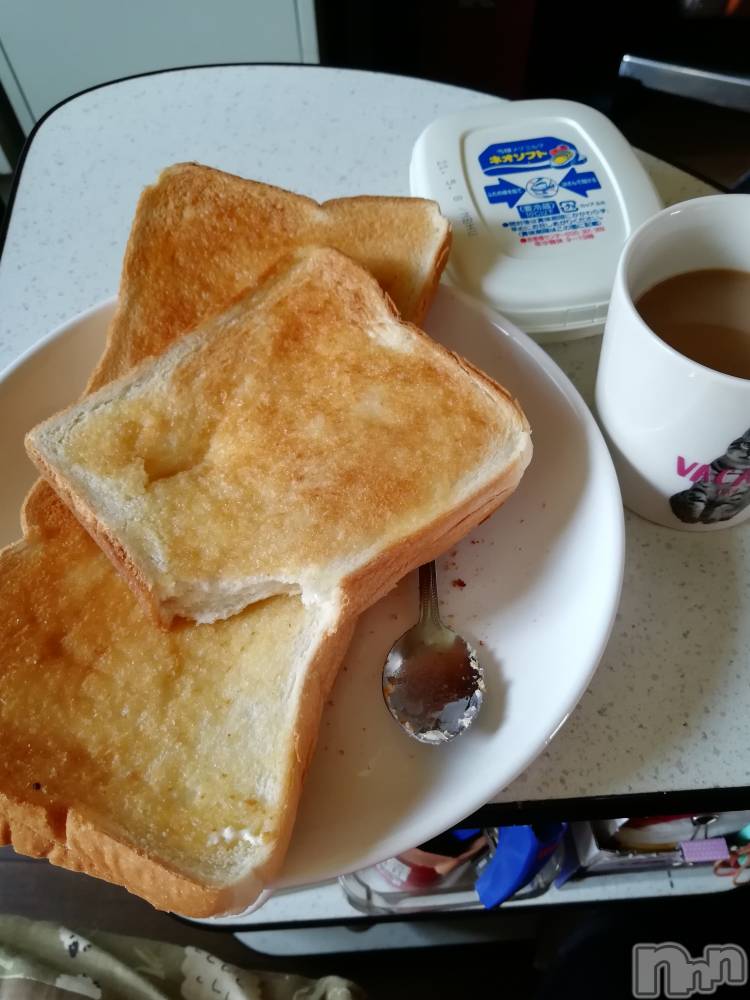 上越デリヘル上越最安値！奥様Deli急便(ジョウエツサイヤスネ！オクサマデリキュウビン) 熟女エロパワー全開　あきほ(54)の11月26日写メブログ「 出勤したよ♡♡」