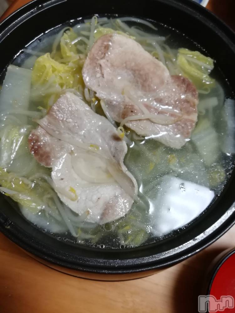 上越デリヘル上越最安値！奥様Deli急便(ジョウエツサイヤスネ！オクサマデリキュウビン) 熟女エロパワー全開　あきほ(54)の12月1日写メブログ「夕方から夜中は熟女の時間♡」