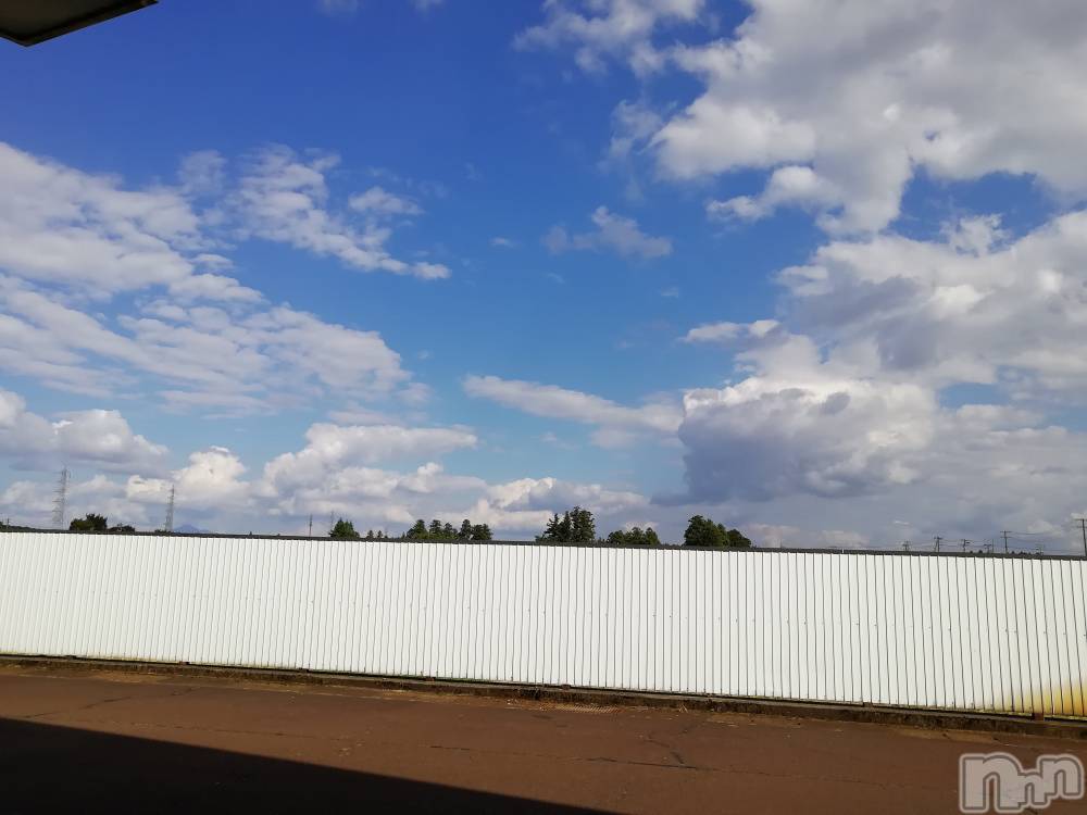 上越デリヘル上越最安値！奥様Deli急便(ジョウエツサイヤスネ！オクサマデリキュウビン) 熟女エロパワー全開　あきほ(54)の12月3日写メブログ「出勤中♡♡」