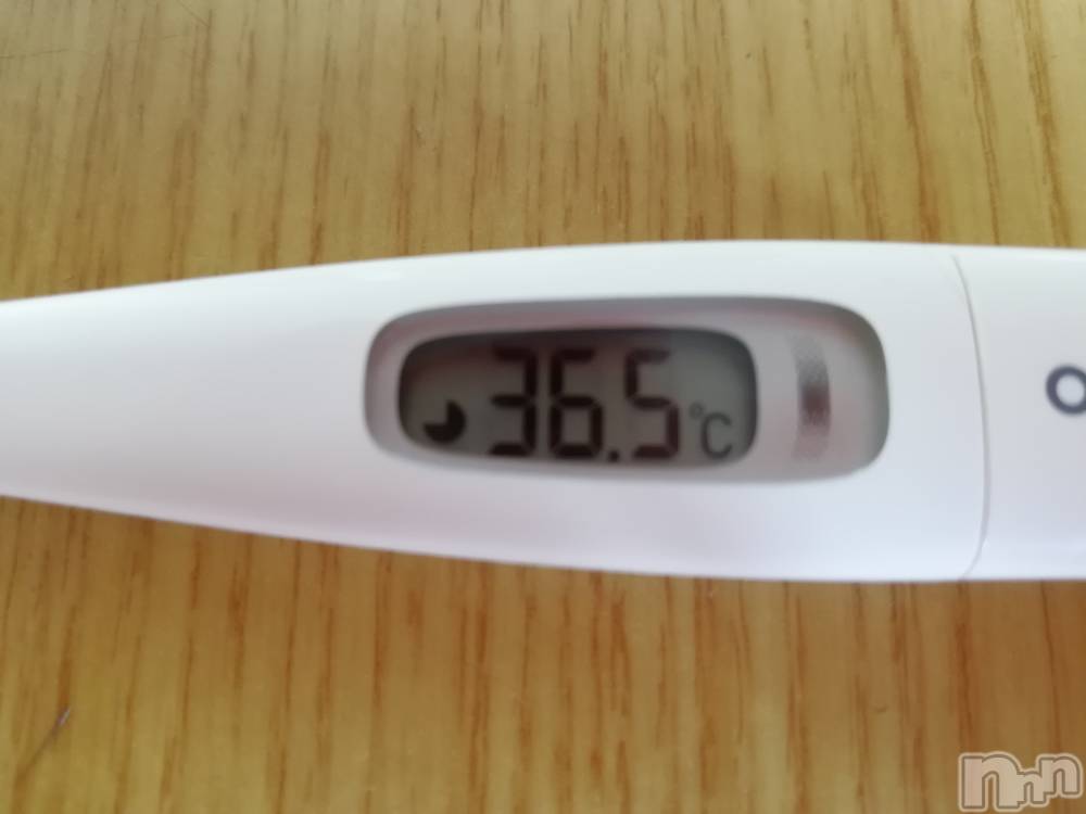 上越デリヘル上越最安値！奥様Deli急便(ジョウエツサイヤスネ！オクサマデリキュウビン) 熟女エロパワー全開　あきほ(54)の12月13日写メブログ「雨( .. )でも、、」