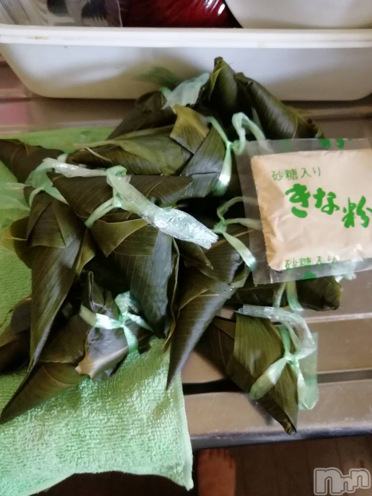 上越デリヘル上越最安値！奥様Deli急便(ジョウエツサイヤスネ！オクサマデリキュウビン) 熟女エロパワー全開　あきほ(54)の4月20日写メブログ「あきほとラブラブしよ♡♡♡♡♡」