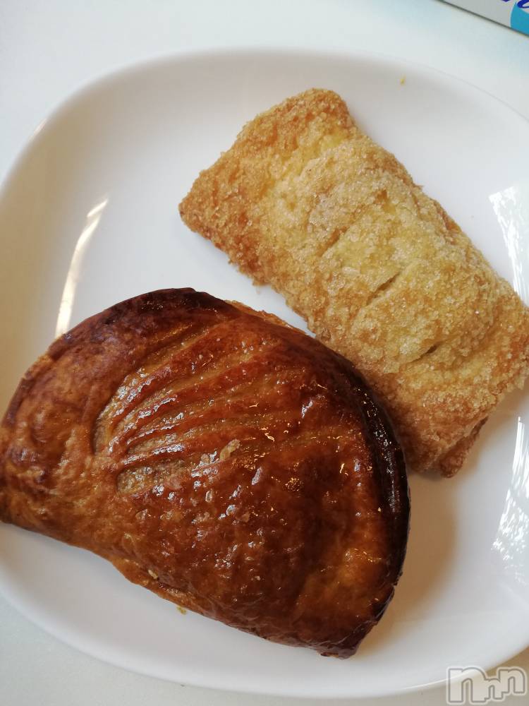 上越デリヘル上越最安値！奥様Deli急便(ジョウエツサイヤスネ！オクサマデリキュウビン) 熟女エロパワー全開　あきほ(54)の8月18日写メブログ「熟女と遊びませんか？損はさせないよ🎵」