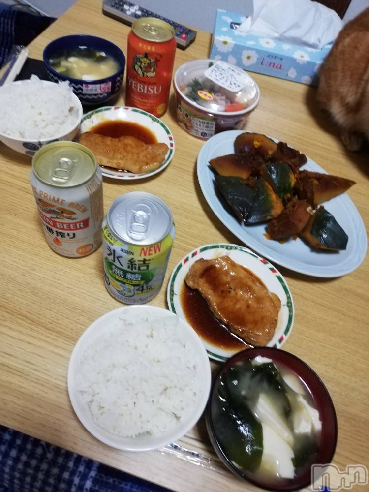 上越デリヘル上越最安値！奥様Deli急便(ジョウエツサイヤスネ！オクサマデリキュウビン) 熟女エロパワー全開　あきほ(54)の10月12日写メブログ「昨日の夕食風景W」