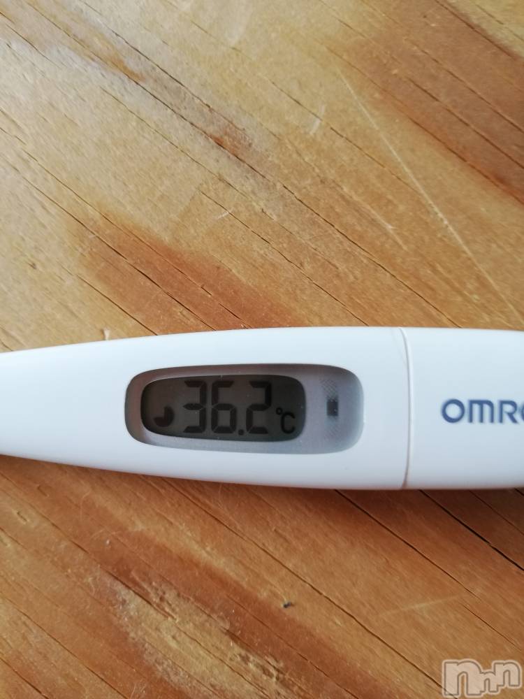 上越デリヘル上越最安値！奥様Deli急便(ジョウエツサイヤスネ！オクサマデリキュウビン) 熟女エロパワー全開　あきほ(54)の11月1日写メブログ「そろそろ熟女が出勤の準備します☺️」