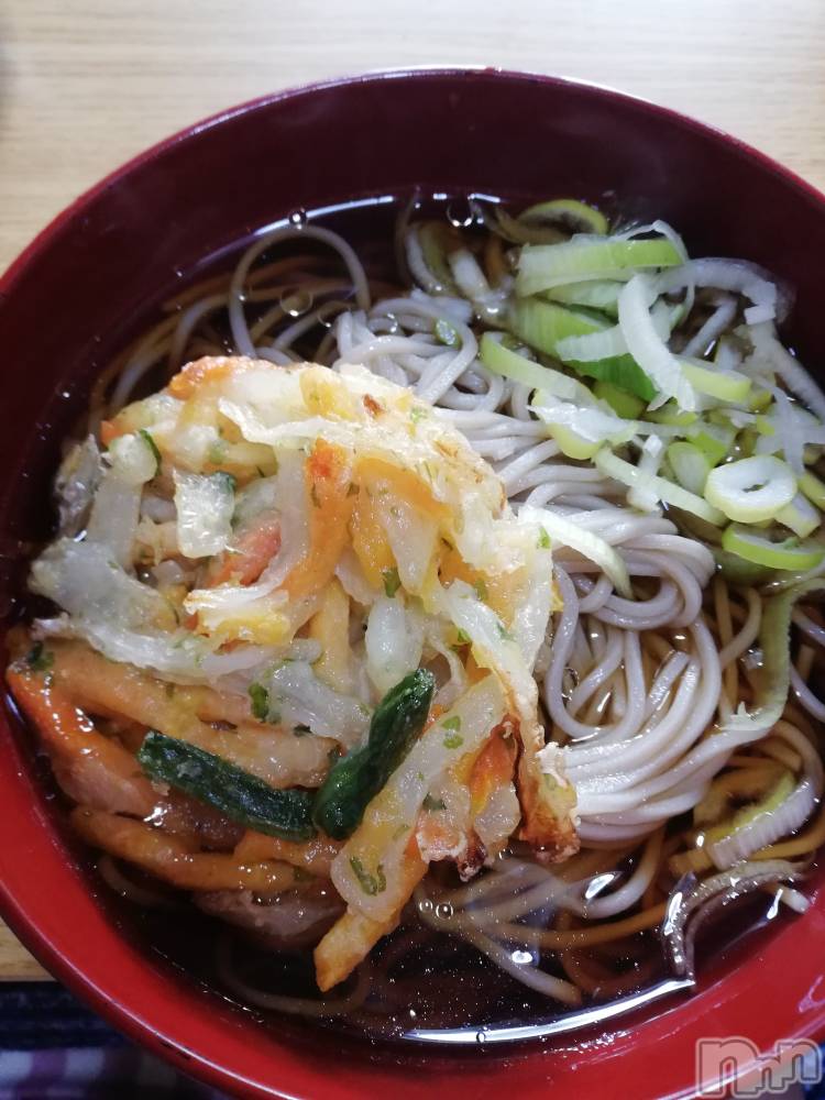 上越デリヘル上越最安値！奥様Deli急便(ジョウエツサイヤスネ！オクサマデリキュウビン) 熟女エロパワー全開　あきほ(54)の11月16日写メブログ「パールの新規のお客様ありがとうございました☺️」