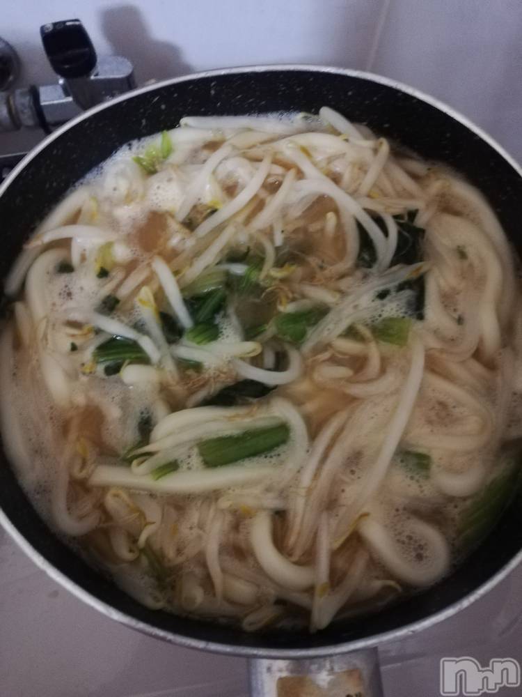 上越デリヘル上越最安値！奥様Deli急便(ジョウエツサイヤスネ！オクサマデリキュウビン) 熟女エロパワー全開　あきほ(54)の11月28日写メブログ「締めのうどん煮込み」