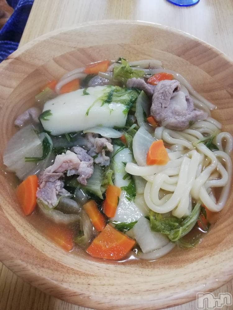 上越デリヘル上越最安値！奥様Deli急便(ジョウエツサイヤスネ！オクサマデリキュウビン) 熟女エロパワー全開　あきほ(54)の12月4日写メブログ「お昼ご飯🍜」